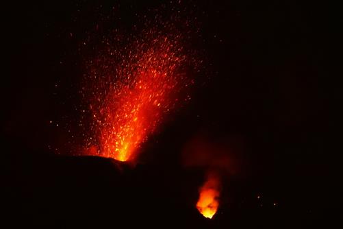 eruption stromboli vom kraterrand