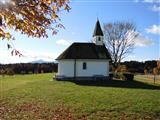 Kapelle im Herbst