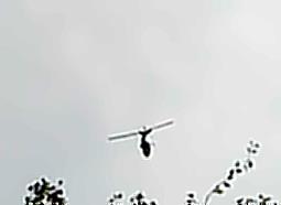 Hubschrauber im Einsatz Eiershausen berfliegend