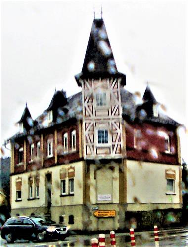 Haus mit Eckturm in Friedensdorf(Dautphetal)