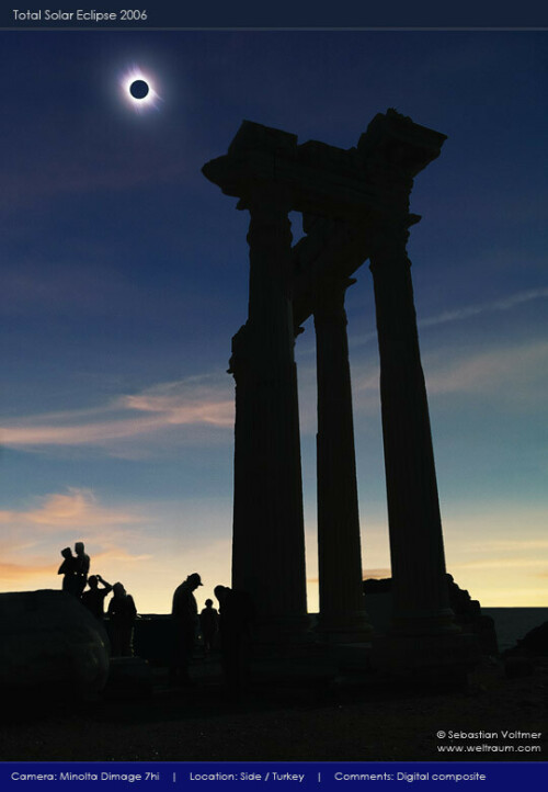 Sonnenfinsternis über dem Tempel des Apollon, Gott des Lichtes, der Schönheit und der Kunst.

Aufnameort: Side / Türkei
