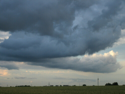 die-macht-der-wolken-6995.jpeg