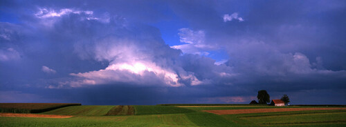 

Aufnameort: Böhmenkirch (Schwäbische Alb)
Kamera: Hasselblad XPan II