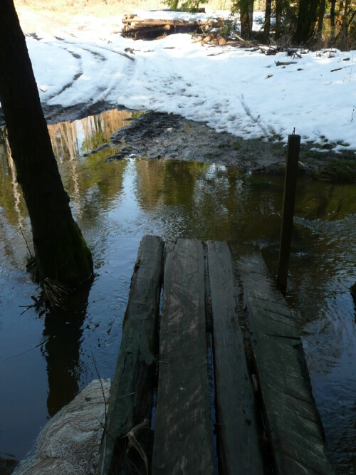 brucke-unter-wasser-2549.jpeg