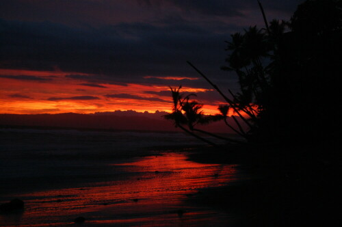 Sonnenuntergang in Costa Rica

Aufnameort: Punta Banco, Costa Rica
Kamera: Nikon D40