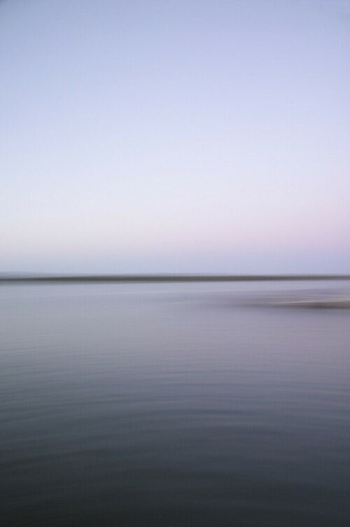 poetische Abendstimmung am Wasser mit experimenteller Aufnahmetechnik ins Bild gebracht

Aufnameort: Riebnitz, Mecklenburg-Vorpommern
Kamera: Kodak DCSpro SLRc