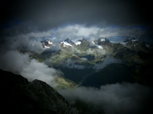 

Aufnameort: Alpenquerung von Oberstorf nach Meran
Kamera: Nikon, Coolpix P5100