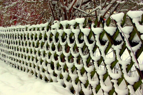 jagerzaun-im-neuschnee-4285.jpeg