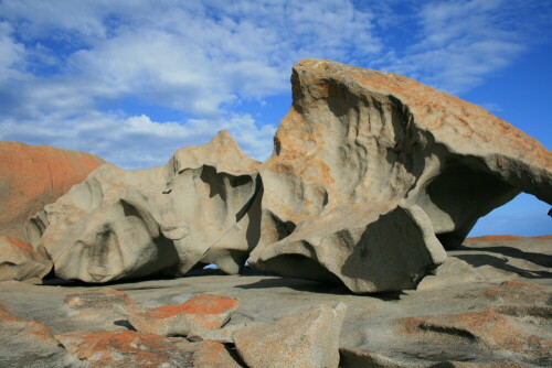 Auf Kangaroo Island im Flinders Chase Nationalpark entstand das schöne Foto von den Remarkable Rocks.

Aufnameort: Kangaroo Island (Australien)
Kamera: Canon eos 400D