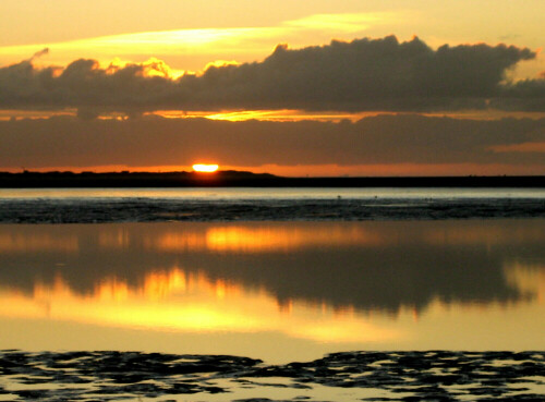 

Aufnameort: Langeoog
Kamera: Canon IXUS 55