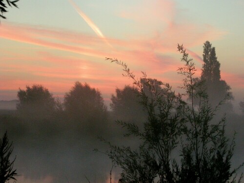 

Aufnameort: Weser-Radweg, Minden
Kamera: Nikon, P5100