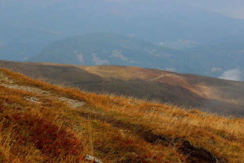 

Aufnameort: Südflanke des Wöllaner Nock, Kärnten
Kamera: Canon EOS 600D 1/250; 9,0; 74,0mm; ISO 100