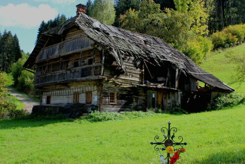 Verlassenes Bauernhaus im Mettnitztal, Kärnten

Aufnameort: Mettnitztal, Nähe Mettnitz, 02.10.2013
Kamera: Canon EOS 600D, 1/80; 9,0; 24,0mm; ISO 100