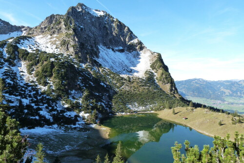 Unterer Gaisalpsee mit Rubihorn
Oberstdorf/Allgäu

Aufnameort: Oberstdorf/Allgäu
Kamera: Lumix FZ48