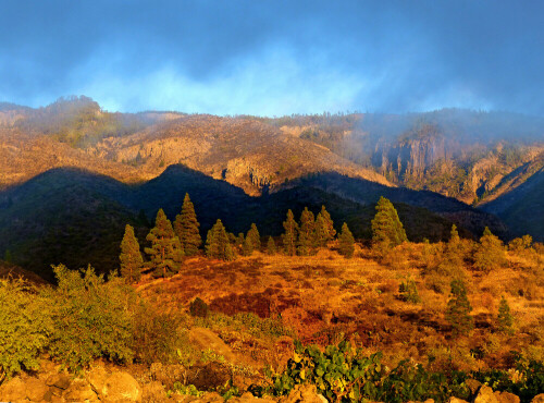 gebirgslandschaft-im-abendlicht-auf-tenerife-12200.jpeg