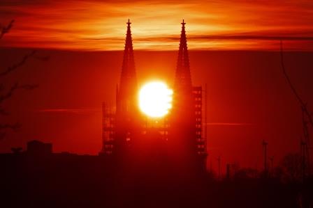 sonnenuntergang-wiesekirche-soest-10129.jpeg