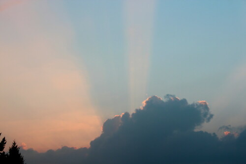 geteilter-himmel-blau-rot-11872.jpeg