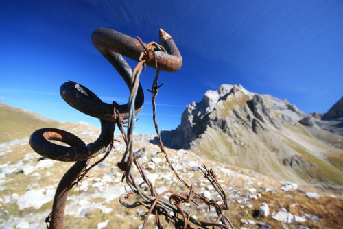 Das Bild entstand bei einer Bergwanderung im Valle Maira/Piemont.

Aufnameort: am Passo Cavalla
Kamera: Canon 450D