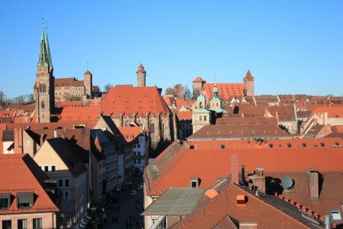 Burg in Nürnberg

Aufnameort: Nürnberg
Kamera: Canon EOS 600 D