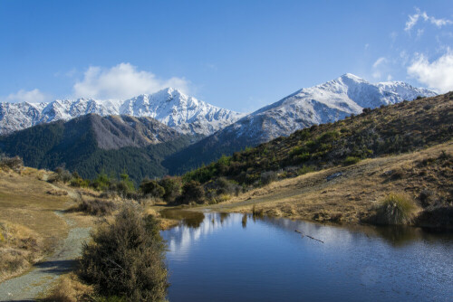 Ein See in den Bergen bei Queenstown auf der Südinsel in Neuseeland

Aufnameort: Queenstown Neuseeland
Kamera: Nikon D7100