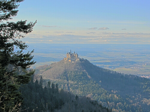 Die Burg im Zollernalbkreis

Aufnameort: Zellerhorn
