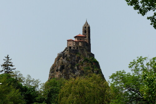 le-puy-en-velay-chapelle-saint-michel-d-aiguilhe-15804.jpeg