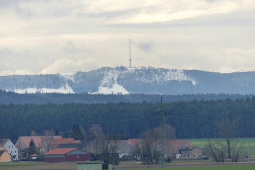 der-hesselberg-mit-schneeauflage-16086.jpeg