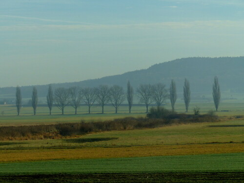 

Aufnameort: vor Treuchtlingen
Kamera: Panasonic Lumix FZ 200