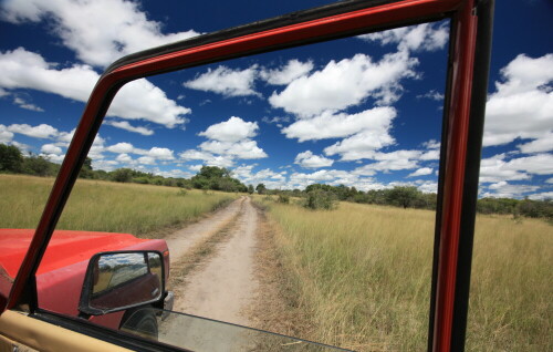 Aufnahme bei einem Reisezwischenstopp

Aufnameort: Auf dem Weg zum Camp Chobe - Namibia
Kamera: Canon 450D