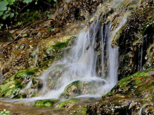 wasserfall-bei-streitberg-21383.jpeg