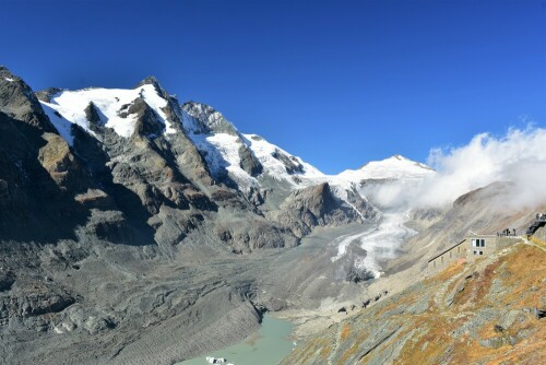 Großglocker nmit Reste der Pasterze im Okt. 2018

Aufnameort: Großglockner-Österreich
Kamera: Nikon D7200