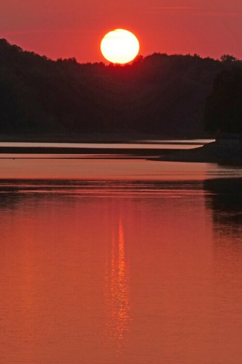 sonnenuntergang-am-mohnesee-23471.jpeg