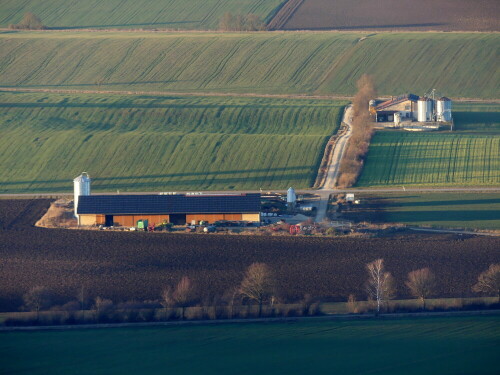 

Aufnameort: bei Ehingen am Hesselberg
Kamera: Panasonic Lumix FZ 330