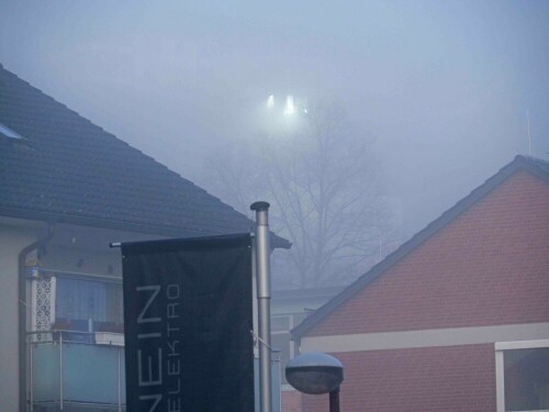 ufo-im-nebel-25820.jpeg