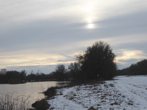 Am Lichternsee

Aufnameort: Donautal-Ulm
Kamera: Panasonic Lumix TZ 71