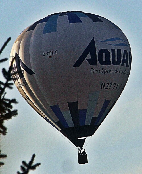 Ein weiterer Heißluftballon
https://www.ecosia.org/search?q=heißluftballonfahrt

Aufnameort: Eiershausen
Kamera: Canon EOS 1300D