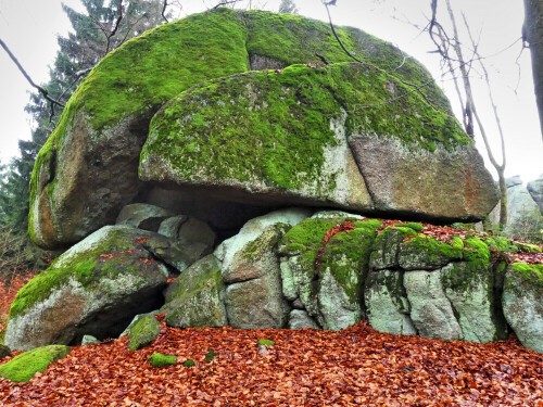 am-prinzenfelsen-bei-nagel-im-fichtelgebirge-19755.jpeg