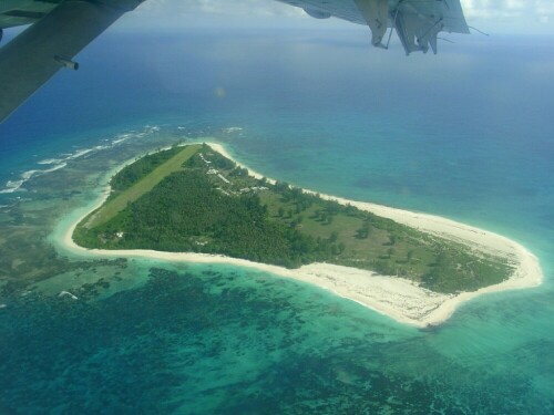 Anflug auf Bird Island

Aufnameort: Seychellen
Kamera: Casio