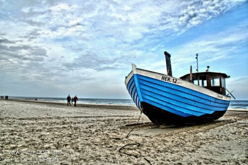 Fischerboot auf dem Strand bei Heringsdorf, Ostsee, Insel Usedom

Aufnameort: Heringsdorf
Kamera: Nikon D 90