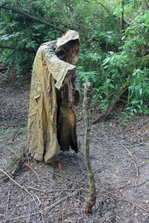 Moorgeist im "Wildgarten"/Furth im Wald. Insgesamt sehr lehhreich und unbedingt sehenswert - vor allen Dingen für Kinder

Aufnameort: Furth im Wald
Kamera: Canon EOS 60 D