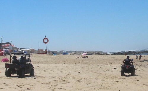 strandpatrouille-am-bewachten-strand-15472.jpeg