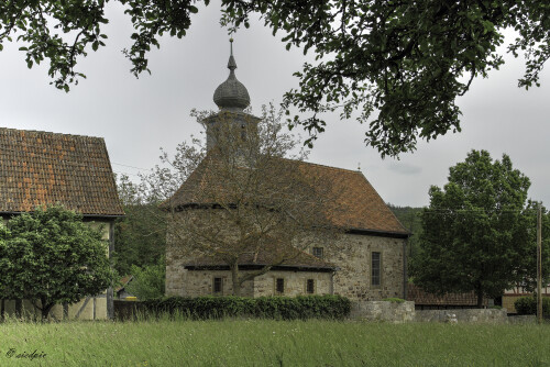 Aufnahmeort:  Freilandmuseum Fladungen, Rhön	
Kamera:	Canon	EOS 7D
Objektiv:	Canon 	EF 17-40mm
Polfilter		
		
# 00035