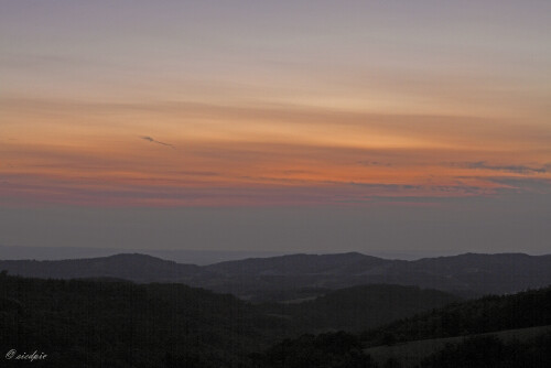 Abendstimmung, Evening mood

Aufnahmeort:	Odenwald	
Kamera:	Canon	EOS 7D
Objektiv:	Canon 	EF17-40mm
Stativ, GND Filter, CPL Filter		
		
# 00182

© Alle von mir veröffentlichten Bilder unterliegen dem Urheberrecht und dürfen ohne meine schriftliche Genehmigung nicht verwendet werden.