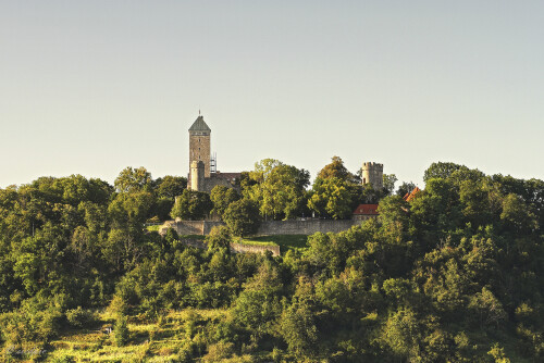 Starkenburg im Abendlicht, Starkenburg in the evening light

Aufnahmeort:	Heppenheim	
Kamera:	Canon	EOS 7D
Objektiv:	Sigma Makro	150mm
Stativ		
		
# 00194

© Alle von mir veröffentlichten Bilder unterliegen dem Urheberrecht und dürfen ohne meine schriftliche Genehmigung nicht verwendet werden.