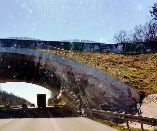 K800_Grunbrucke-nordlich-von-Gottingen_upscayl_1x_ultrasharp.jpeg