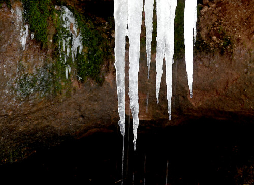 2026-01-28-abtauende-Eiszapfen-5.jpeg